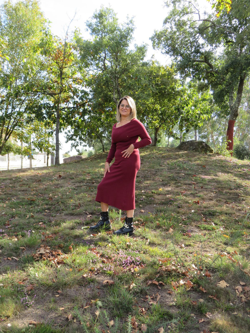 Vestido de malha com gola caida